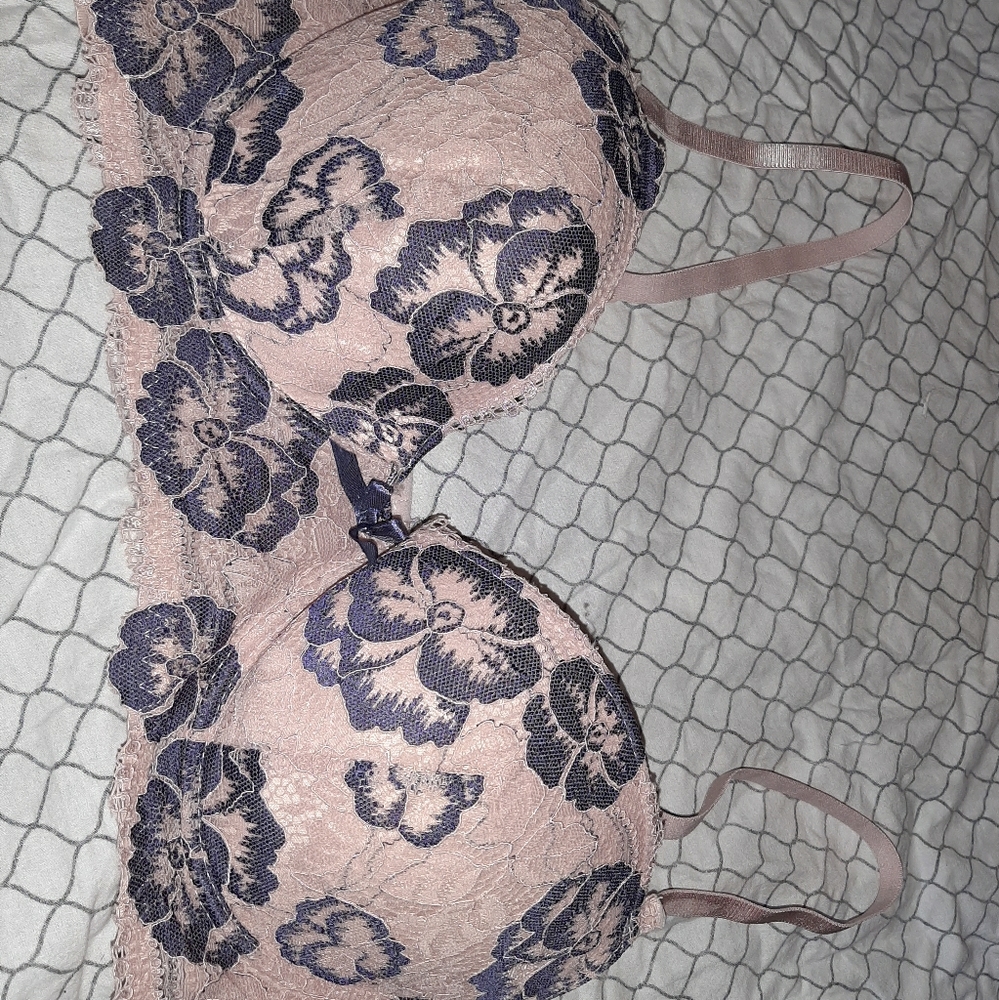 Jessica Simpson floral lace bra